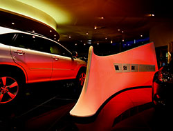Lexus_IS200 Red Screen